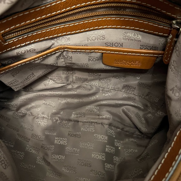 Michael Kors Bag - Picture 6 of 16